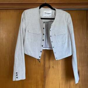 Carol Anderson by Invitation Crop Blazer Jacket White Gray Grid Pattern Zippers